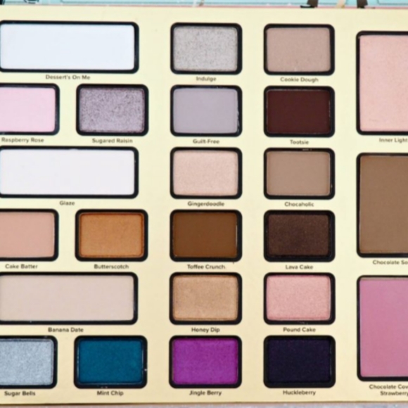 Too Faced L.E. 2016 The Chocolate Shop Palette - Picture 3 of 7